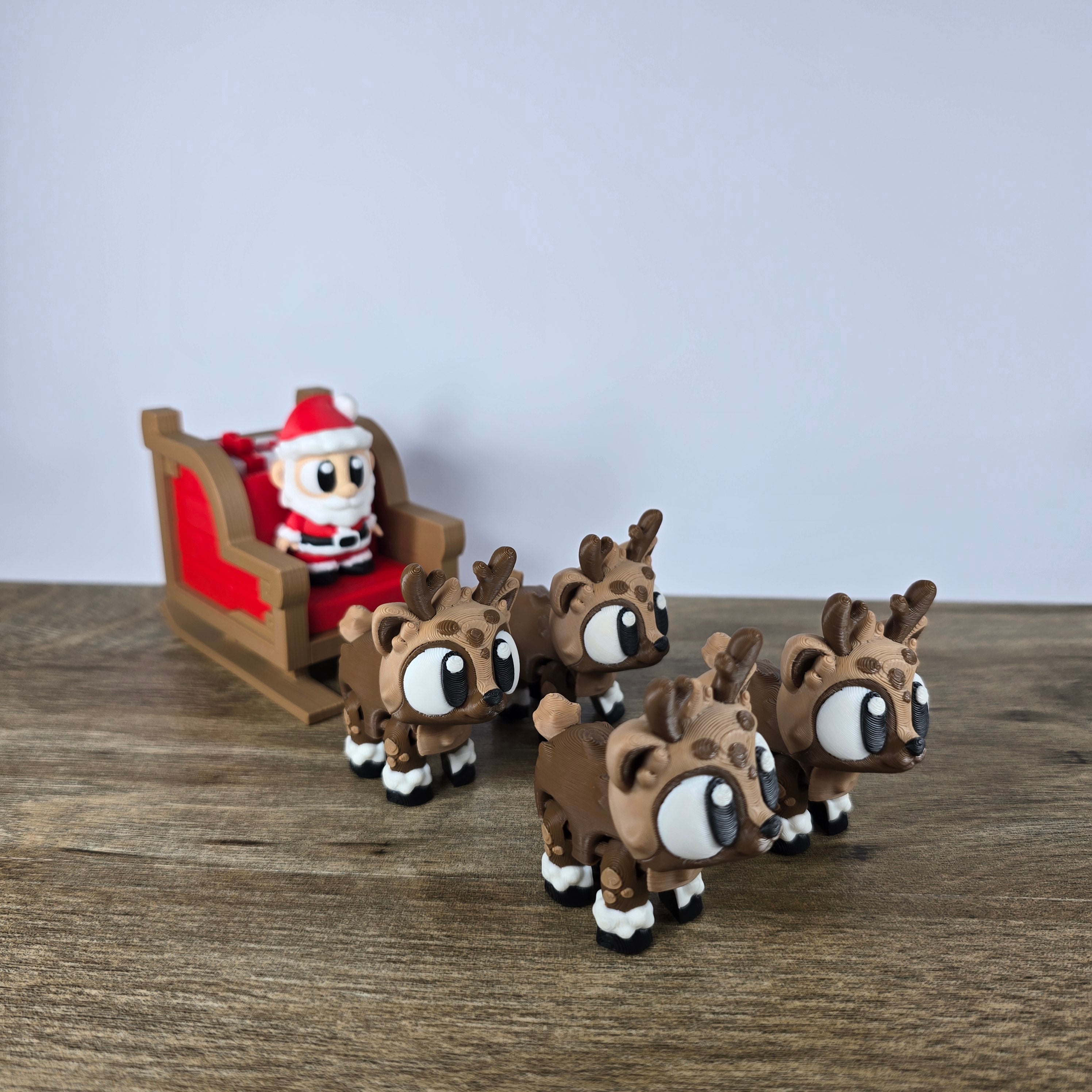 Santa, Sleigh & Reindeer