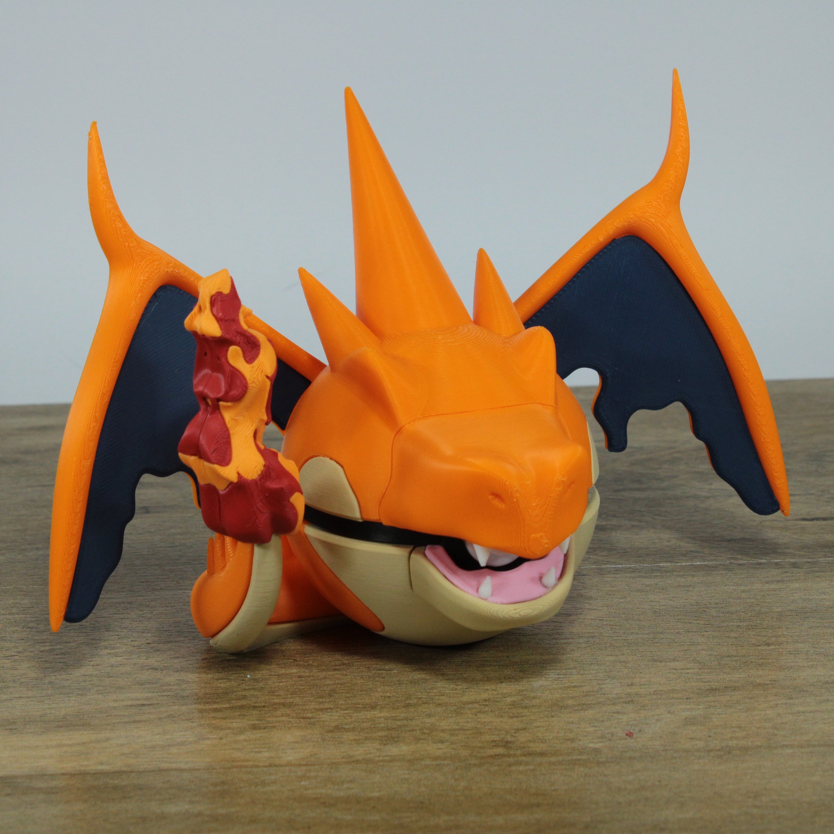 Mega Charizard Y Ball
